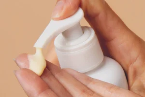 30. The Complete Guide to Cleansing Milk: Benefits, Uses, and How to Choose the Best One