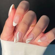 31. Curve Nail Treatment: Comprehensive Guide for Healthy Nails