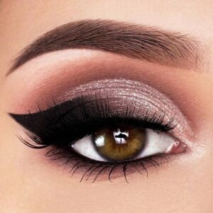 39. Bold Eye makeup for Party: Elevate Your Look with Stunning Styles